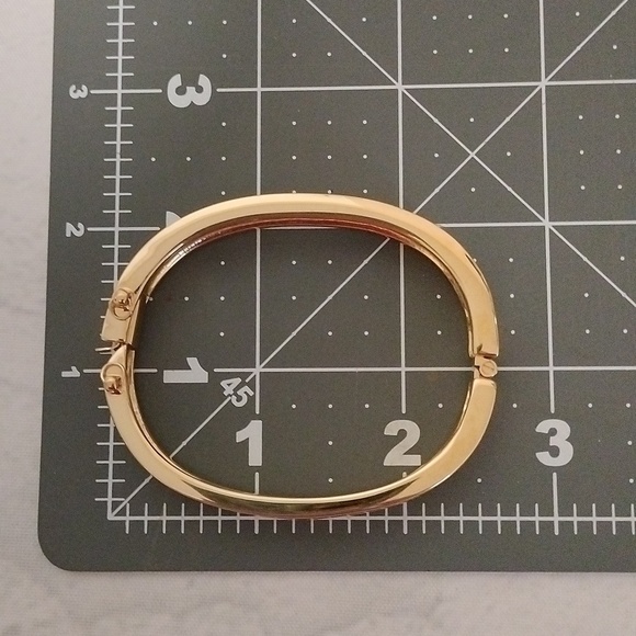 Swarovski Hinged Bangle Bracelet Gold Plated Channel Set White Crystals - Picture 11 of 12